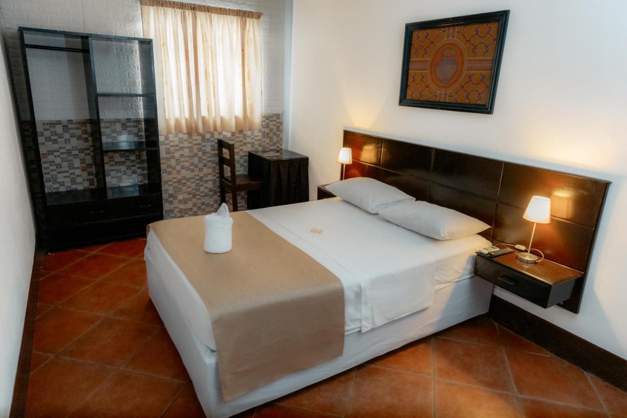El Cauchero Hotel Iquitos Zewnętrze zdjęcie