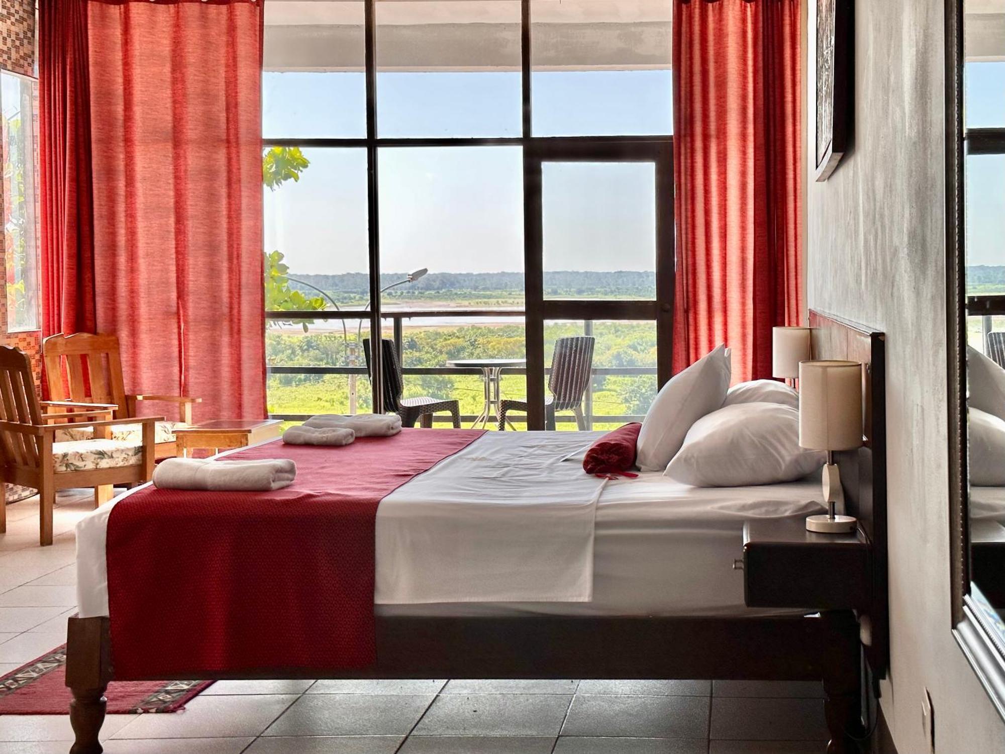 El Cauchero Hotel Iquitos Zewnętrze zdjęcie
