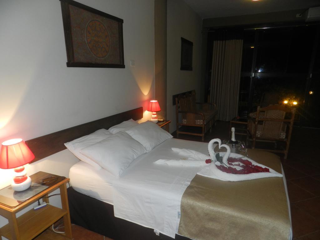 El Cauchero Hotel Iquitos Zewnętrze zdjęcie