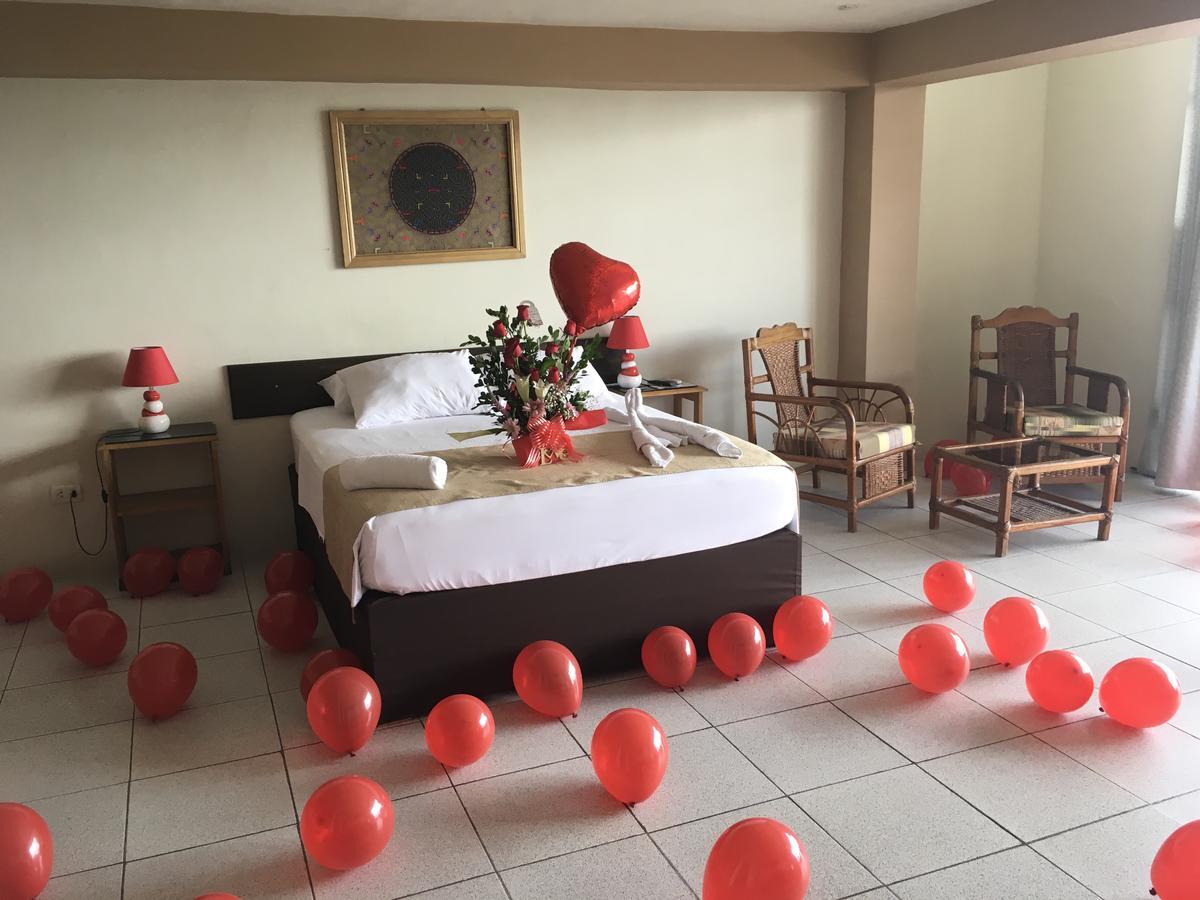 El Cauchero Hotel Iquitos Zewnętrze zdjęcie